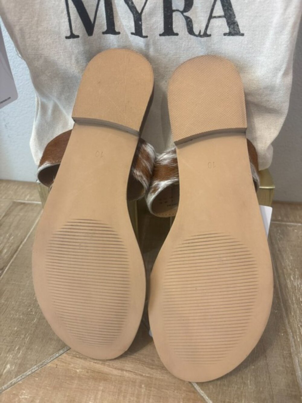 NEW Myra Ranch Ridge Hair-On Cowhide Leather Slides Brown White Sizes: 8-10 - Picture 2 of 4